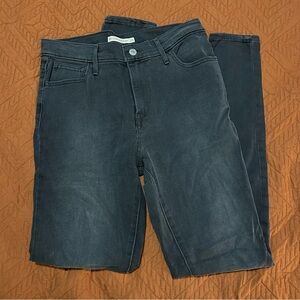 Levi's High Rise Jeans